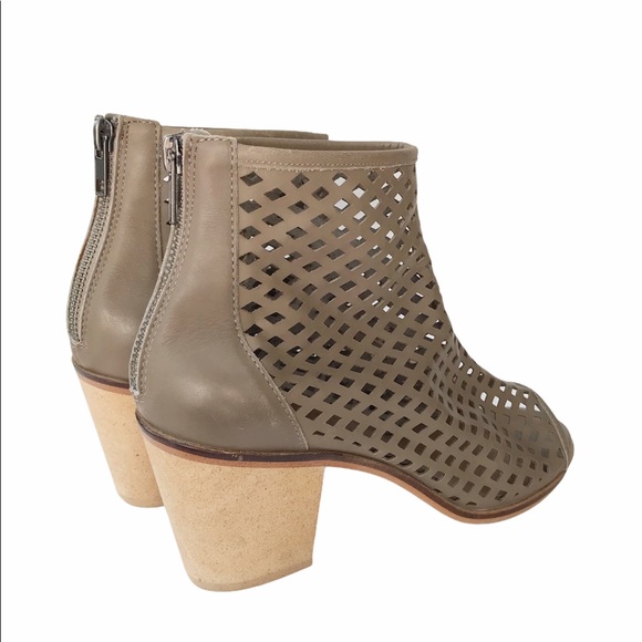 Kelsi Dagger Kyoto Peep Toe Ankle Boots Taupe 8.5 - Picture 5 of 12